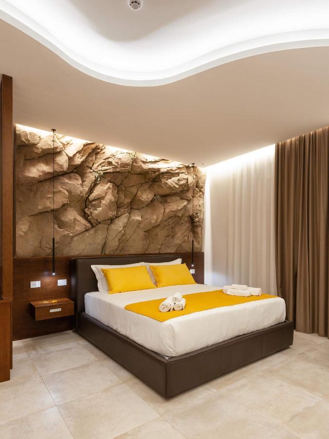 Palazzo Ferrucci Luxury Suites 卡利亚里 外观 照片