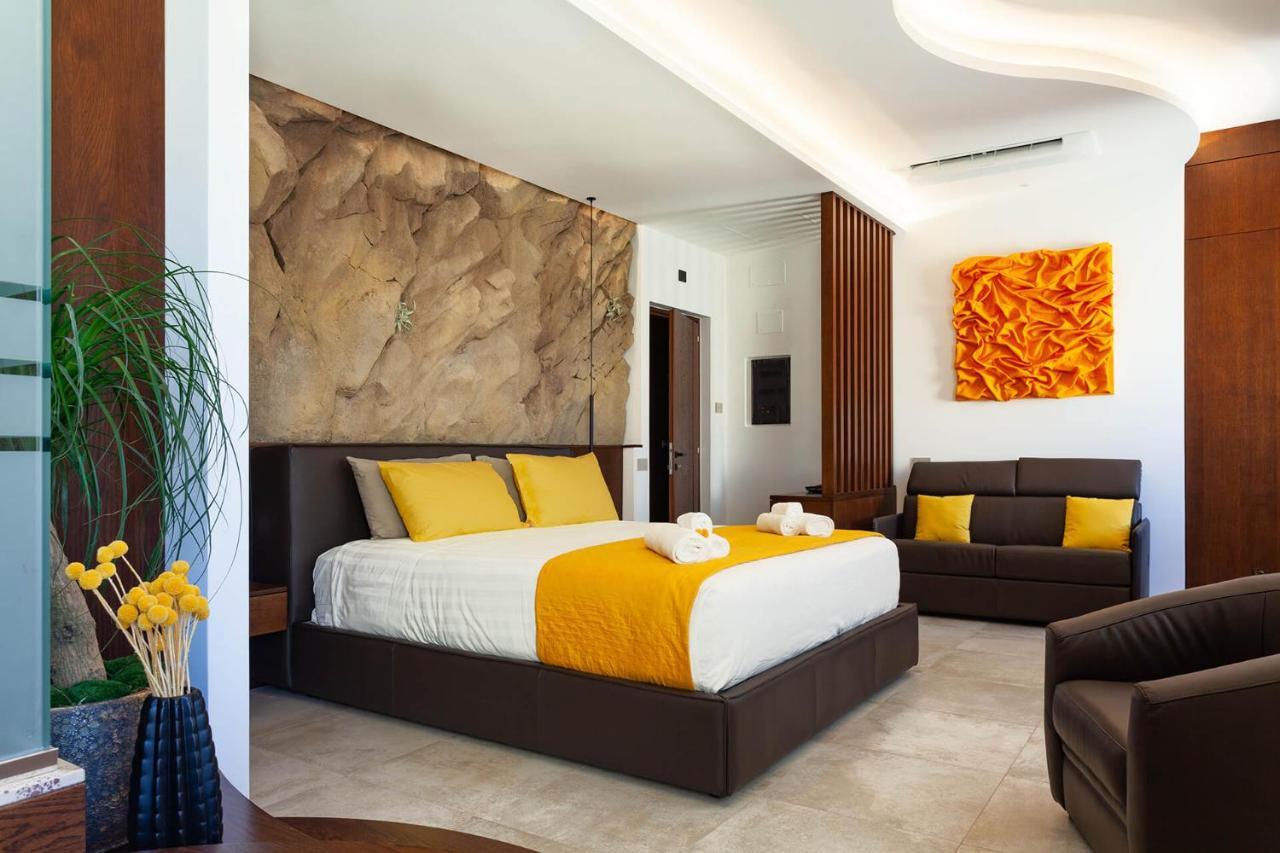 Palazzo Ferrucci Luxury Suites 卡利亚里 外观 照片