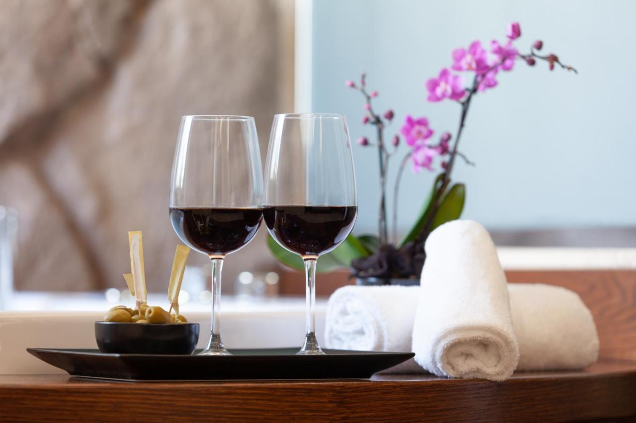 Palazzo Ferrucci Luxury Suites 卡利亚里 外观 照片