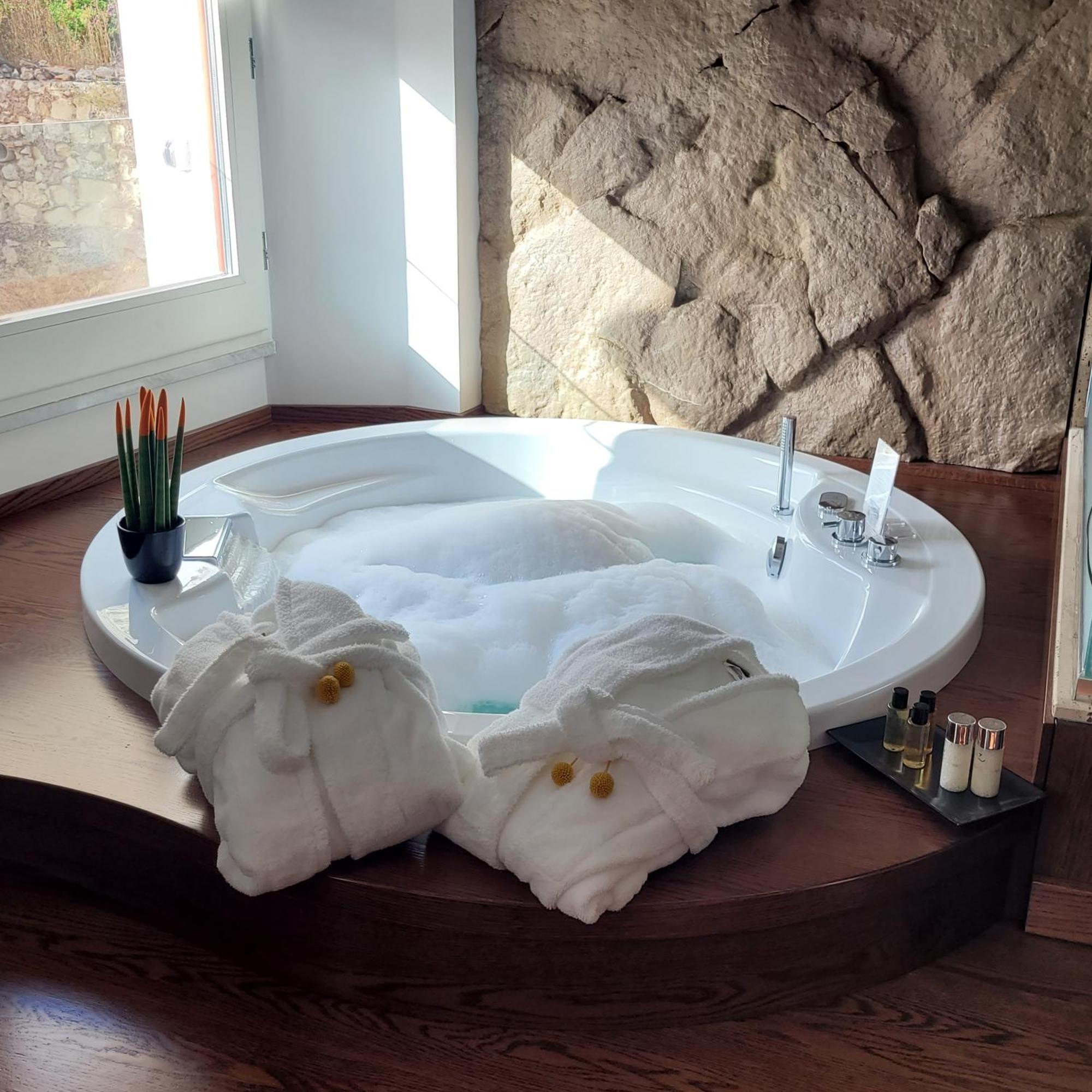 Palazzo Ferrucci Luxury Suites 卡利亚里 外观 照片