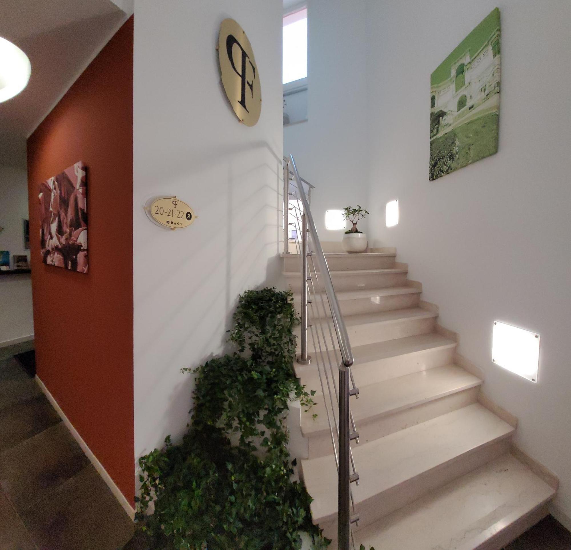 Palazzo Ferrucci Luxury Suites 卡利亚里 外观 照片